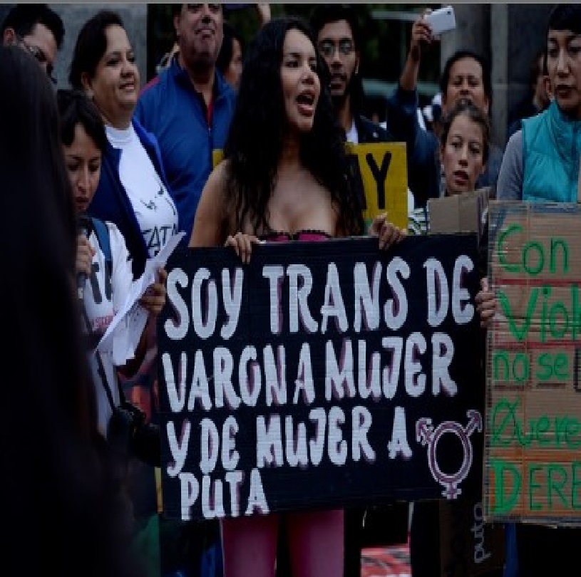 Marcha de las putas denuncia violencia en Quito-Siluetax-DianeRodriguez