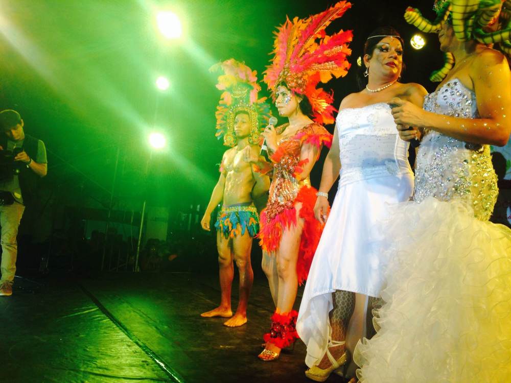 Orgullo y diversidad sexual 2014 - orgullo glbti - orgullo gay guayaquil - asociación silueta x con Diane Marie Rodríguez Zambrano  (24)