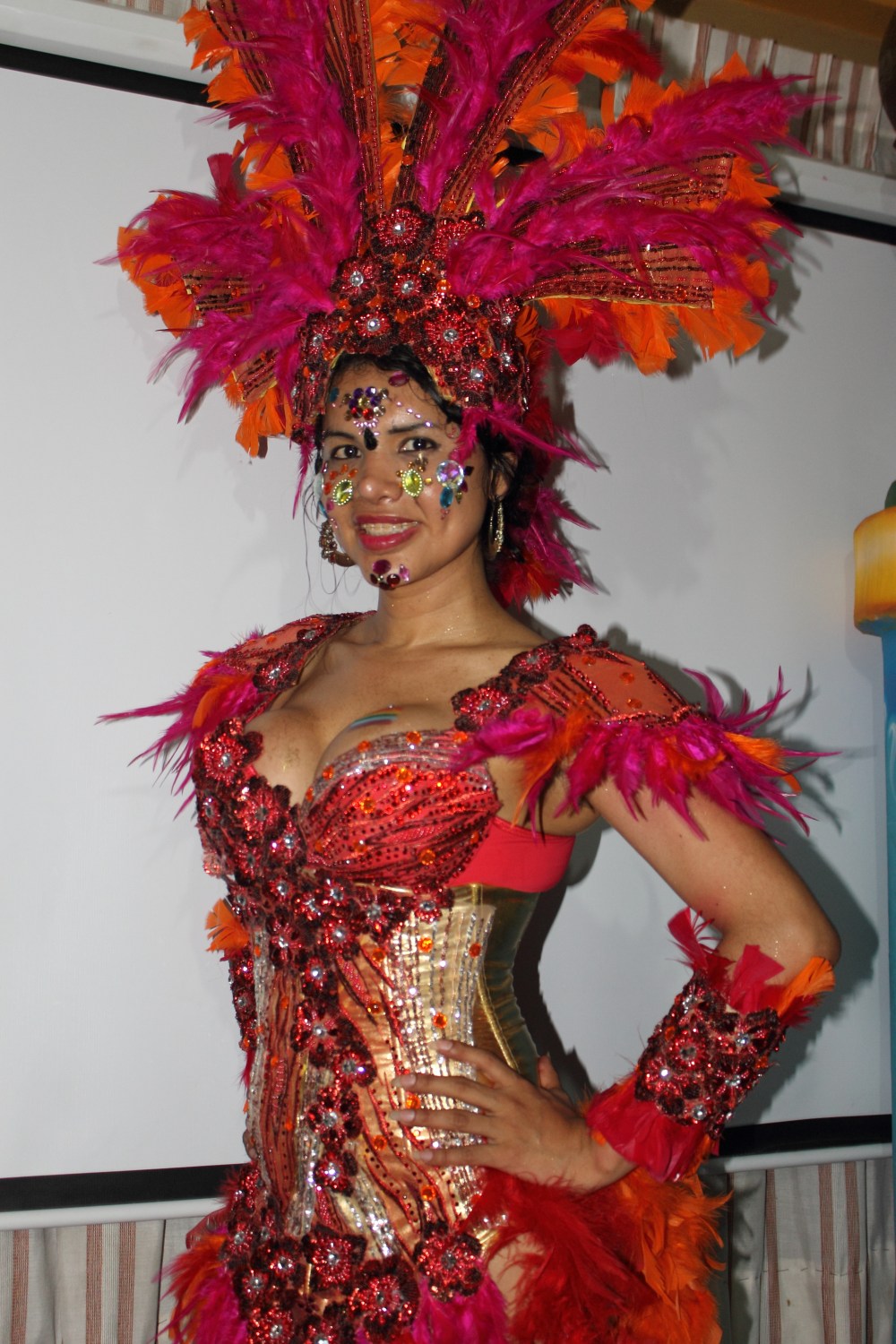 trans transexual transgénero travesti Diane Marie Rodríguez Zambrano en Orgullo y diversidad sexual 2014 - orgullo gay - orgullo glbti guayaquil