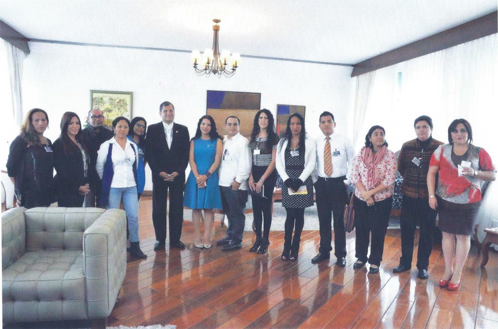 almuerzo-de-trabajo-entre-grupos-glbti-diane-rodrc3adguez-y-el-presidente-de-la-repc3bablica-rafael-correa-delgado