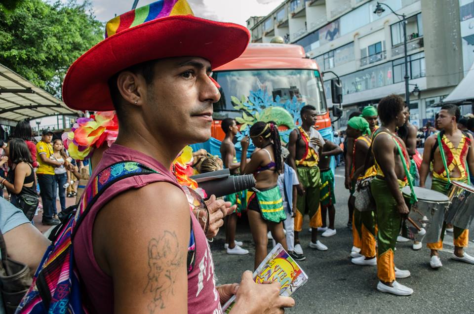 Orgullo LGBT Gay Ecuador Guayaquil 2015 - Asociación Silueta X (100)