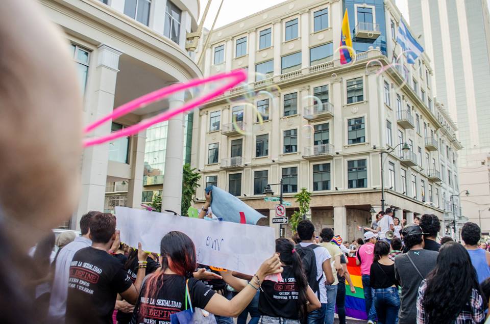 Orgullo LGBT Gay Ecuador Guayaquil 2015 - Asociación Silueta X (105)