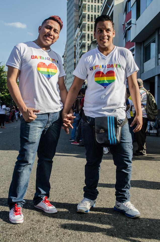 Orgullo LGBT Gay Ecuador Guayaquil 2015 - Asociación Silueta X (110)