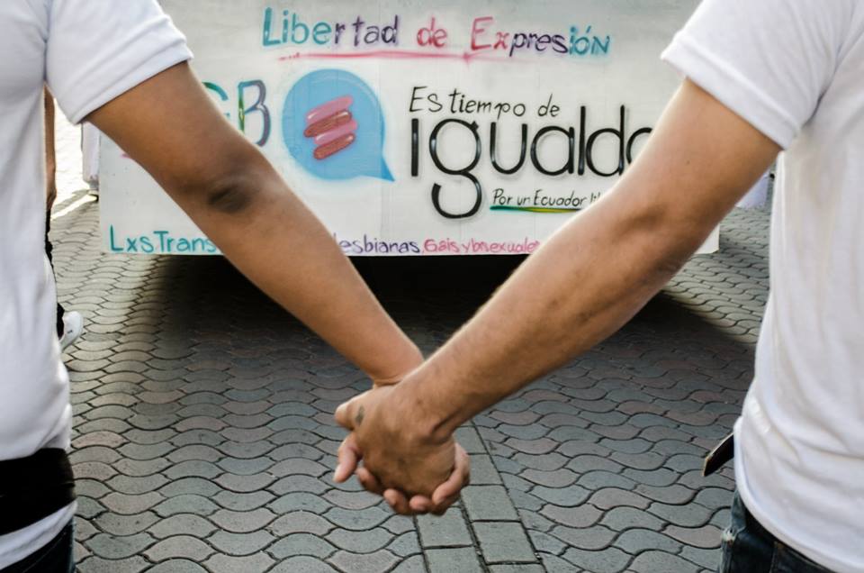Orgullo LGBT Gay Ecuador Guayaquil 2015 - Asociación Silueta X (111)