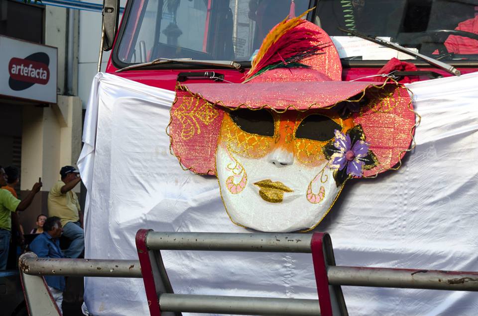 Orgullo LGBT Gay Ecuador Guayaquil 2015 - Asociación Silueta X (113)
