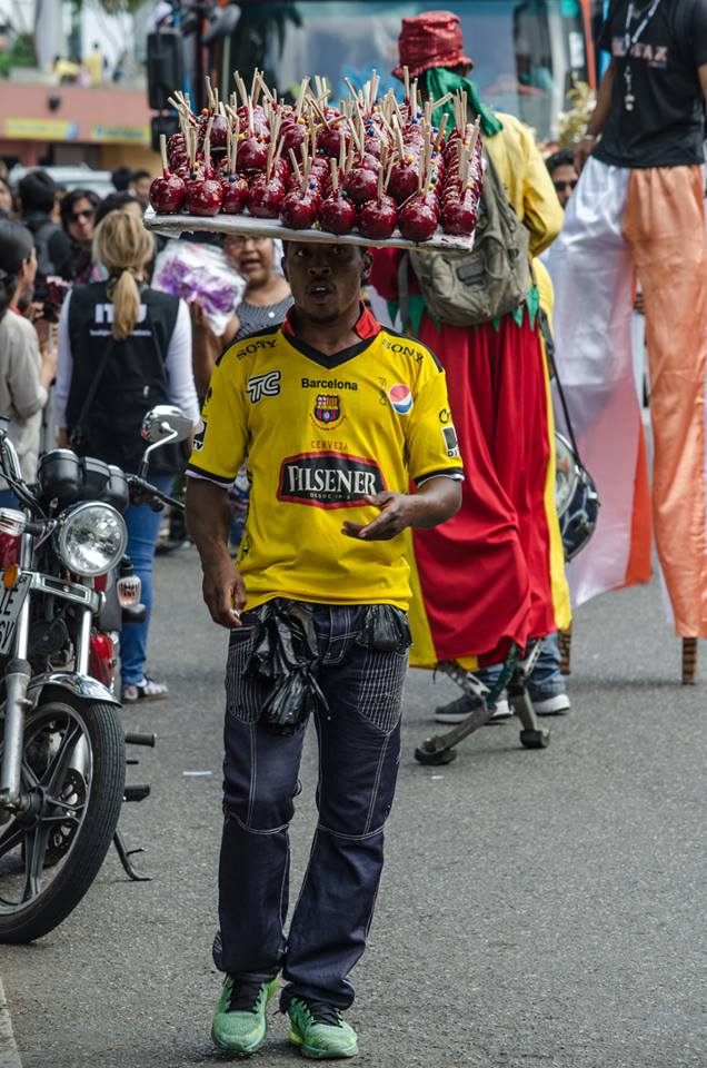 Orgullo LGBT Gay Ecuador Guayaquil 2015 - Asociación Silueta X (136)
