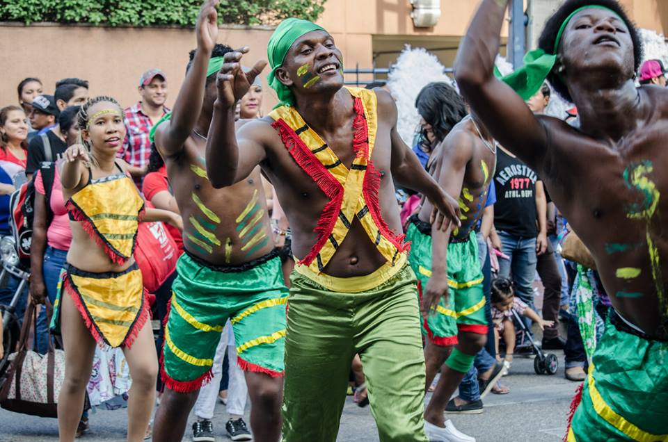 Orgullo LGBT Gay Ecuador Guayaquil 2015 - Asociación Silueta X (143)