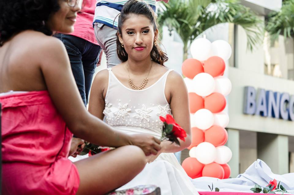 Orgullo LGBT Gay Ecuador Guayaquil 2015 - Asociación Silueta X (168)