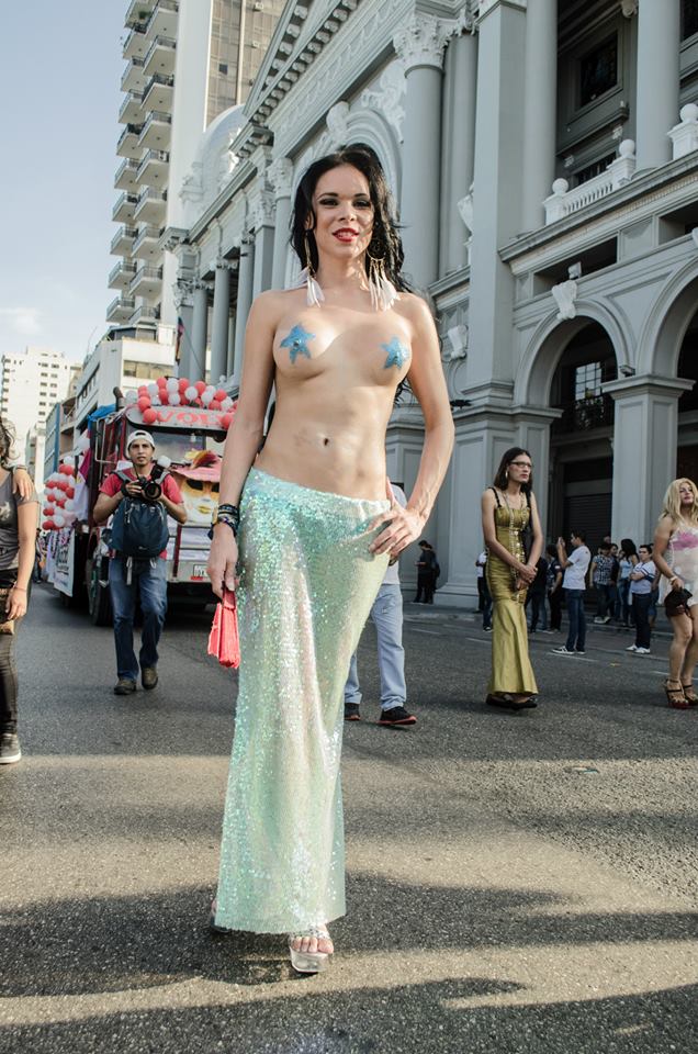 Orgullo LGBT Gay Ecuador Guayaquil 2015 - Asociación Silueta X (17)