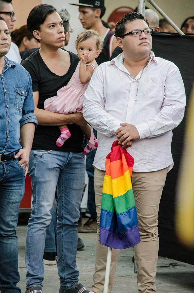 Orgullo LGBT Gay Ecuador Guayaquil 2015 - Asociación Silueta X (189)