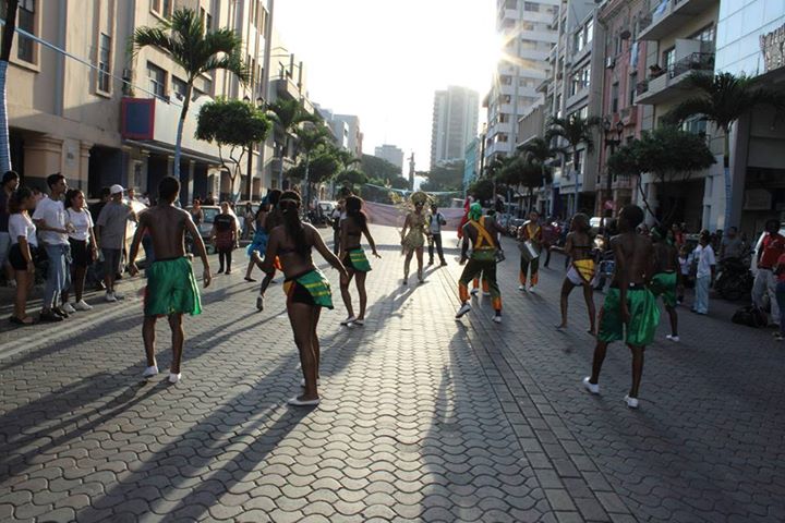 Orgullo LGBT Gay Ecuador Guayaquil 2015 - Asociación Silueta X (191)