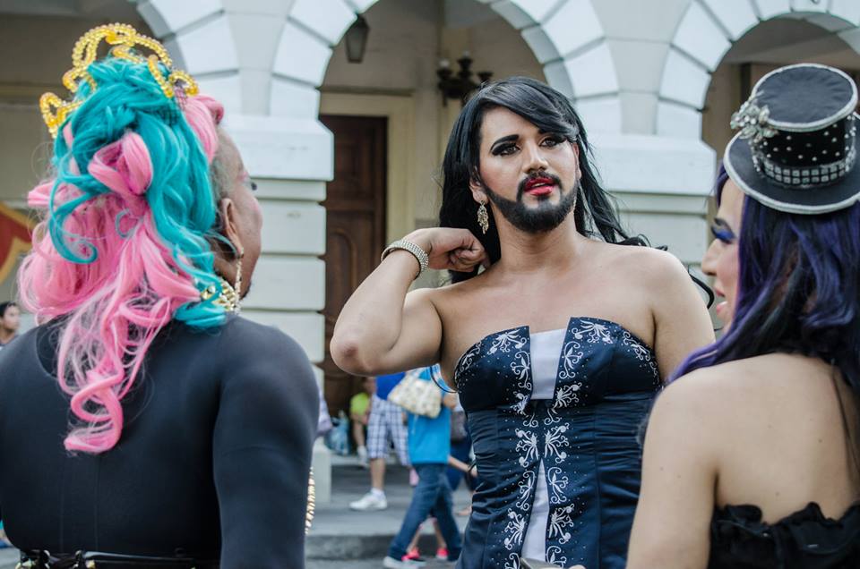 Orgullo LGBT Gay Ecuador Guayaquil 2015 - Asociación Silueta X (27)