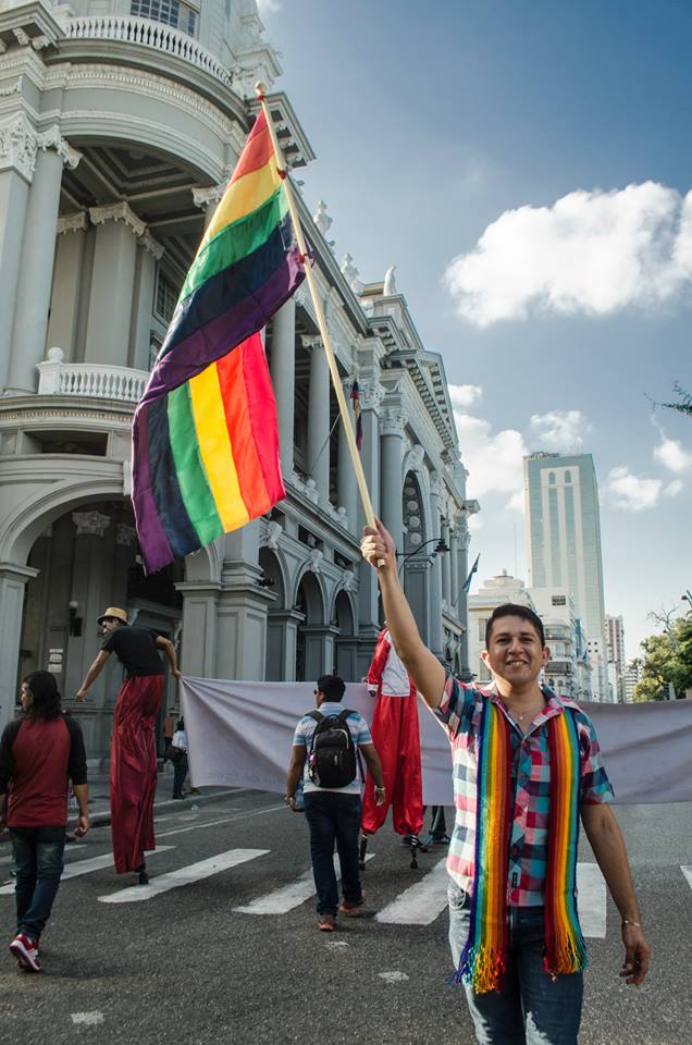 Orgullo LGBT Gay Ecuador Guayaquil 2015 - Asociación Silueta X (33)