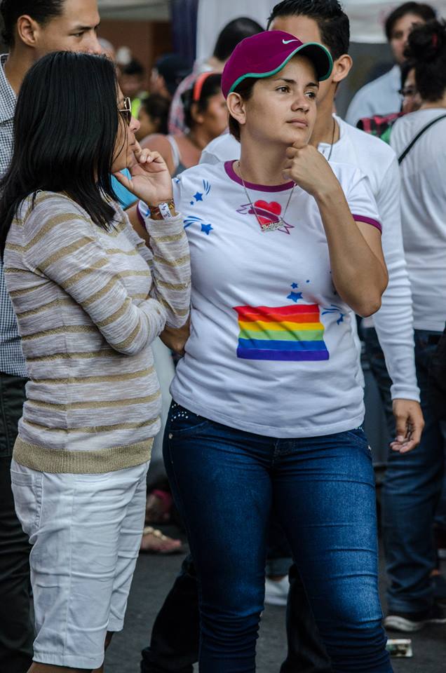 Orgullo LGBT Gay Ecuador Guayaquil 2015 - Asociación Silueta X (39)