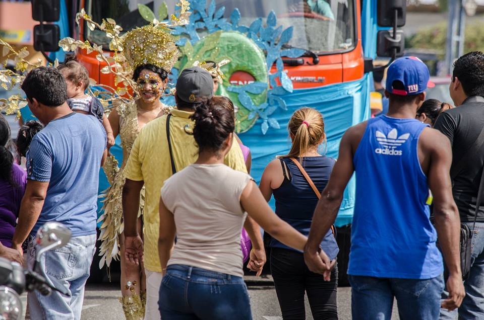 Orgullo LGBT Gay Ecuador Guayaquil 2015 - Asociación Silueta X (52)