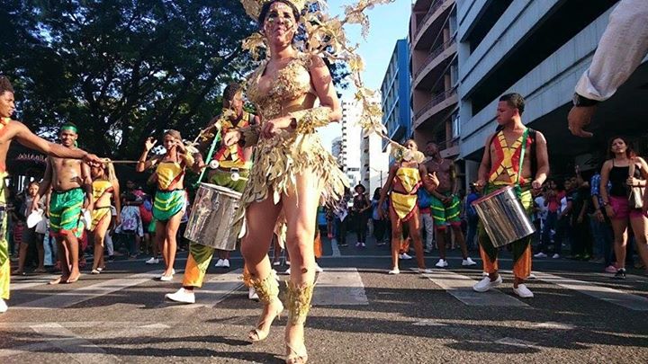 Orgullo LGBT Gay Ecuador Guayaquil 2015 - Asociación Silueta X con Diane Rodríguez DianeRodriguezz  (13)