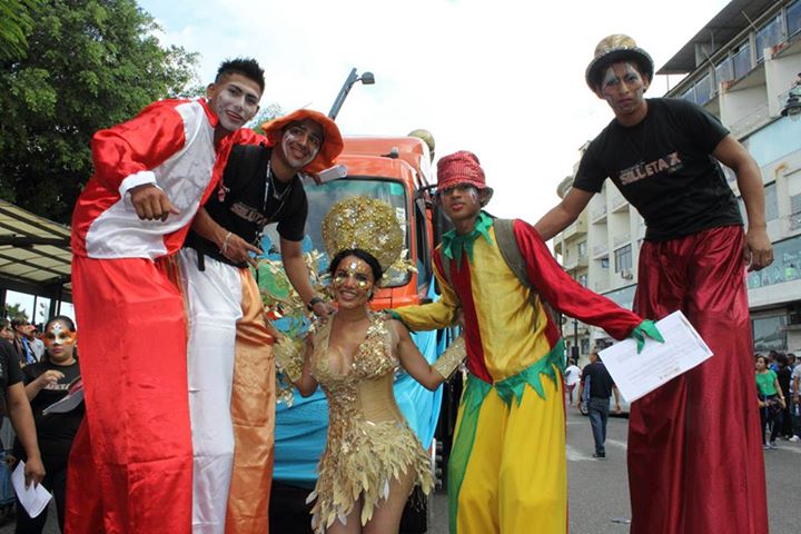Orgullo LGBT Gay Ecuador Guayaquil 2015 - Asociación Silueta X con Diane Rodríguez DianeRodriguezz  (19)
