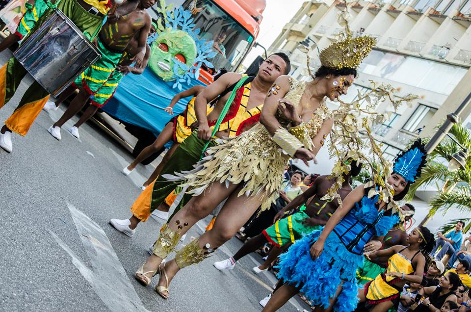 Orgullo LGBT Gay Ecuador Guayaquil 2015 - Asociación Silueta X con Diane Rodríguez DianeRodriguezz  (24)