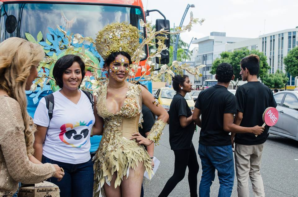Orgullo LGBT Gay Ecuador Guayaquil 2015 - Asociación Silueta X con Diane Rodríguez DianeRodriguezz  (51)