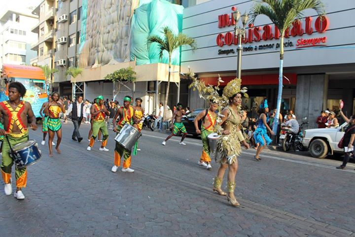 Orgullo LGBT Gay Ecuador Guayaquil 2015 - Asociación Silueta X con Diane Rodríguez DianeRodriguezz  (52)
