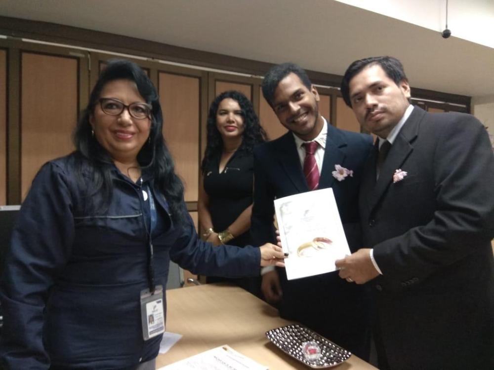 3er matrimono homosexual en Ecuador y el 1ero de hombres gays - Cámara LGBT Comercio Ecuador - Asociación Silueta X 14.jpg